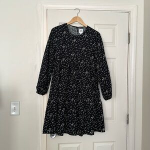 Gap Maternity: Size Large, Black and White Dress